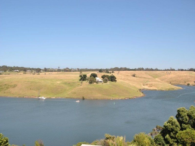 2 Bass Close, Lakes Entrance VIC 3909