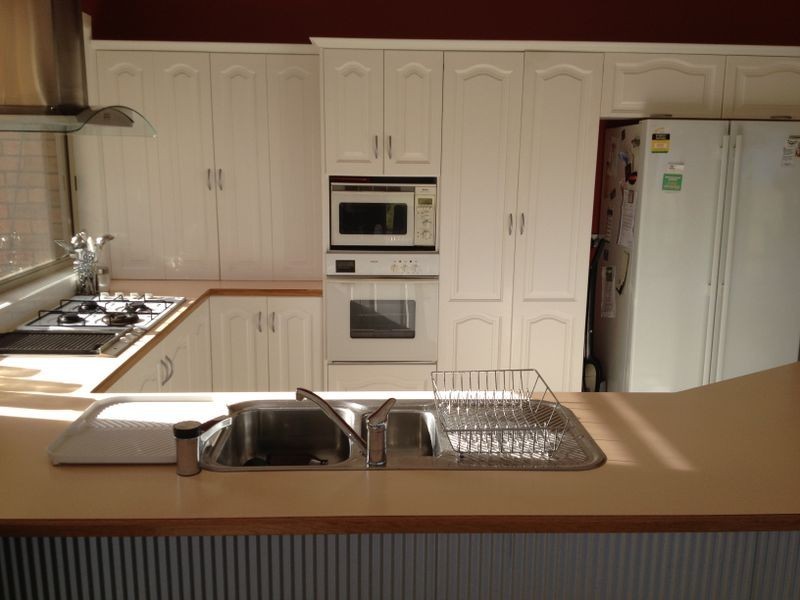 2 Bass Close, Lakes Entrance VIC 3909