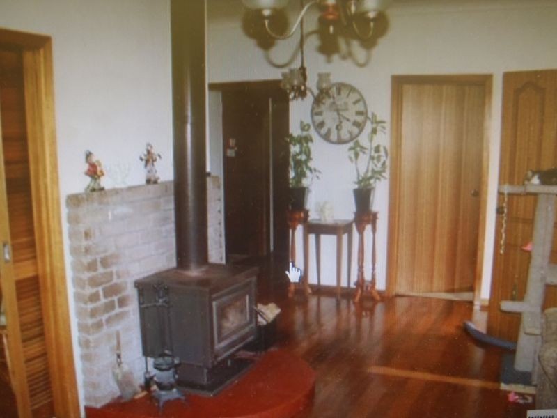 3 Ocean Court, Lakes Entrance VIC 3909