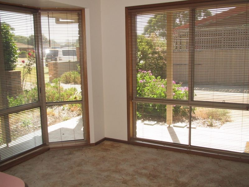 1/58 Coates Road, Lakes Entrance VIC 3909