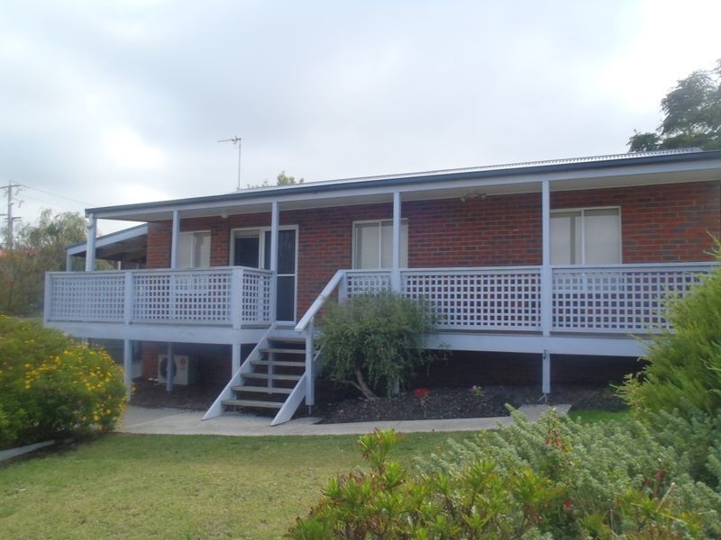 1/36 Bronsdon Street, Lakes Entrance VIC 3909