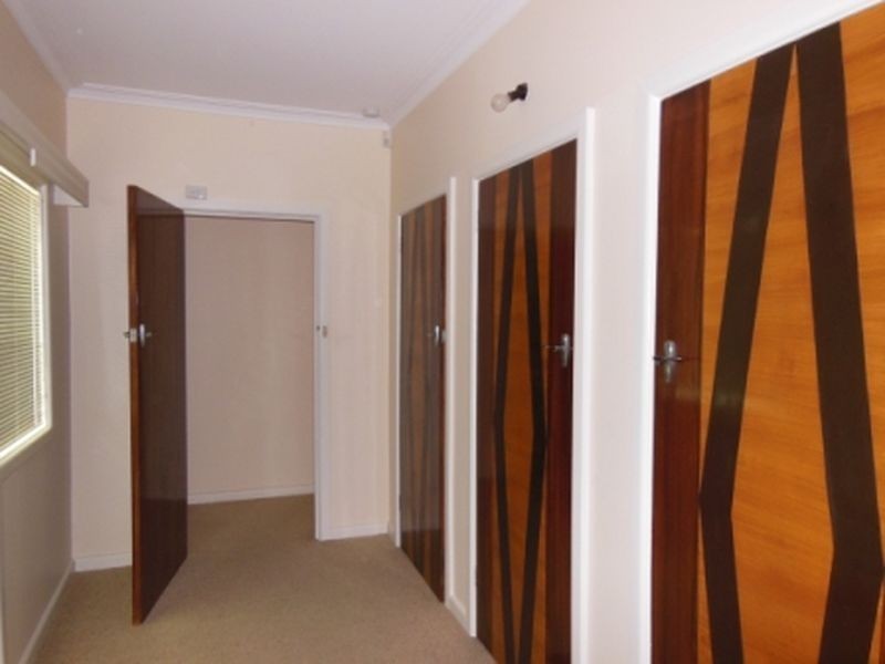 3 Whiters Street, Lakes Entrance VIC 3909