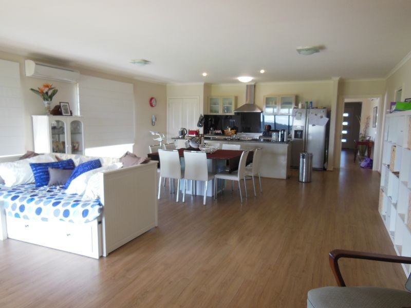 13 Bream Road, Lake Tyers Beach VIC 3909