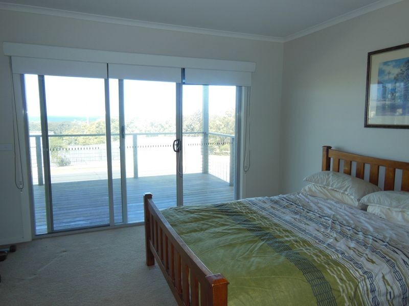 13 Bream Road, Lake Tyers Beach VIC 3909