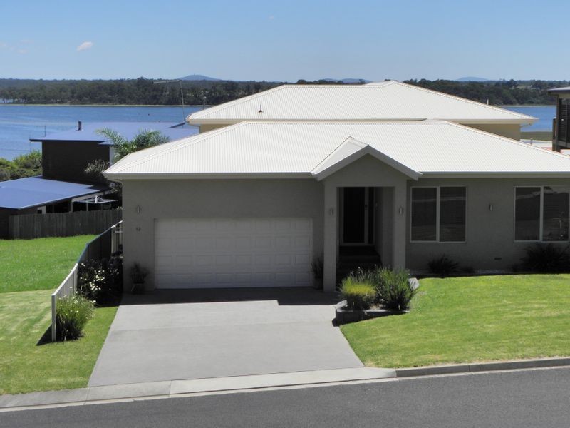 12 Davernport Drive, Lake Tyers Beach VIC 3909