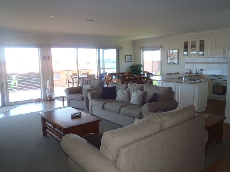 12 Davernport Drive, Lake Tyers Beach VIC 3909