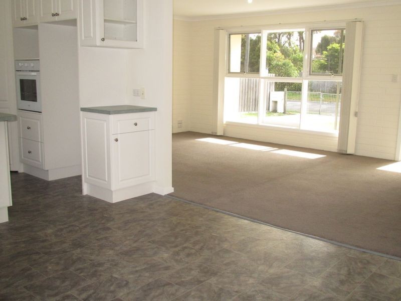 18 Long Street, Lakes Entrance VIC 3909