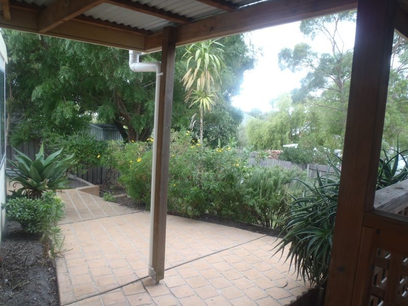 16 Peterson Street, Lakes Entrance VIC 3909