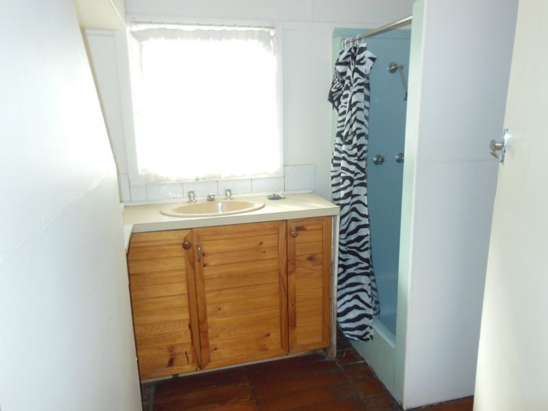 30 Coates Road, Lakes Entrance VIC 3909