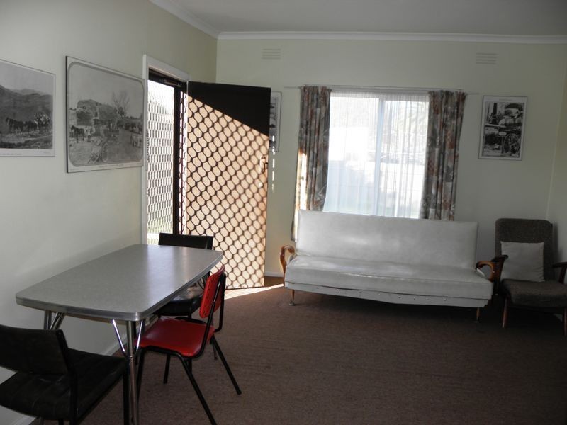 2/6 Fish Street, Lakes Entrance VIC 3909