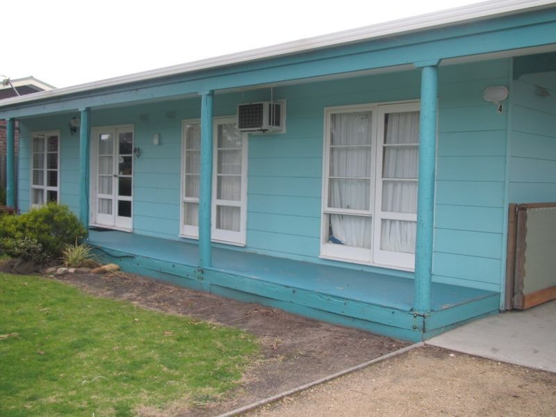 4 Endeavour Court, Lakes Entrance VIC 3909