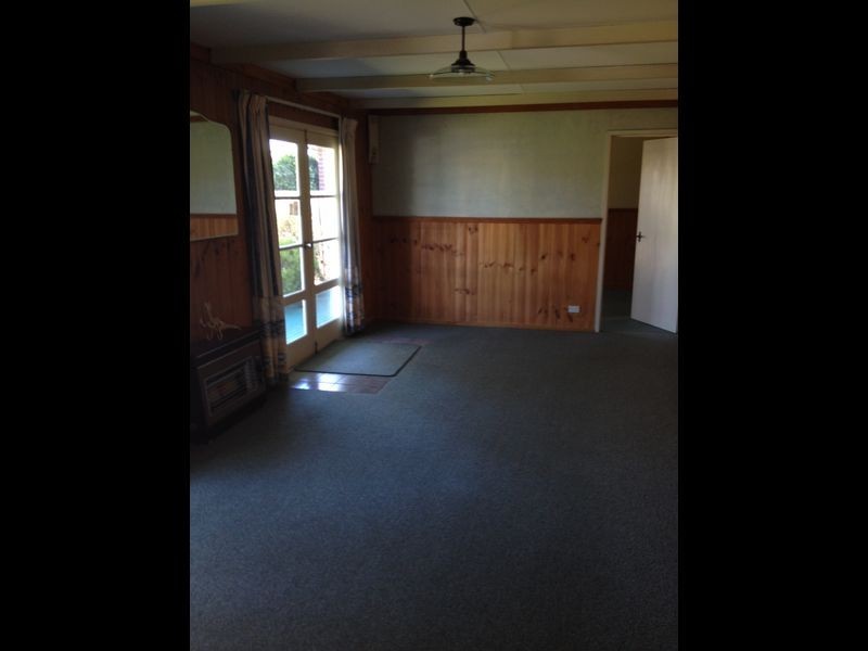 4 Endeavour Court, Lakes Entrance VIC 3909