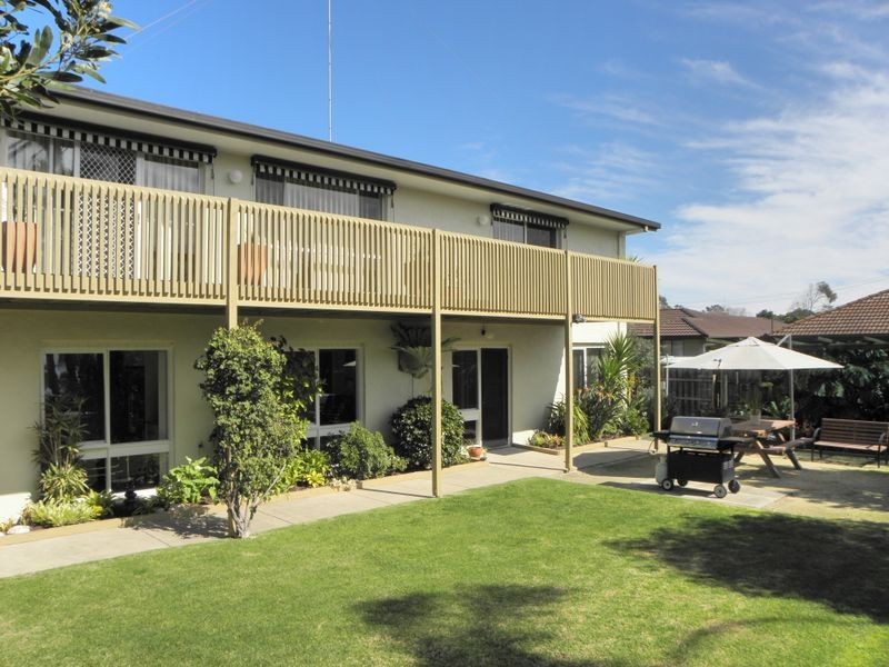 6 Cunninghame Street, Lakes Entrance VIC 3909