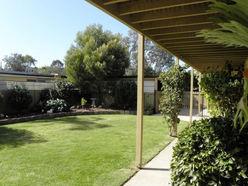 6 Cunninghame Street, Lakes Entrance VIC 3909