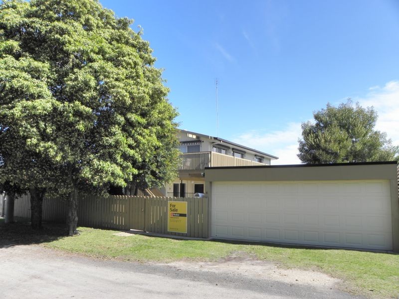 6 Cunninghame Street, Lakes Entrance VIC 3909