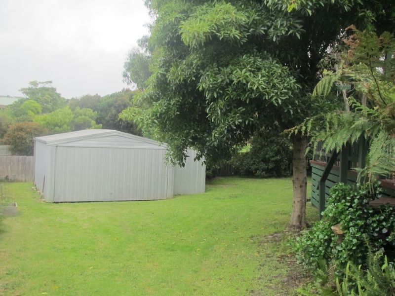 21 Hardie Street, Lakes Entrance VIC 3909