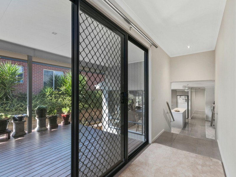 28 Redenbach Court, Swan Reach VIC 3903