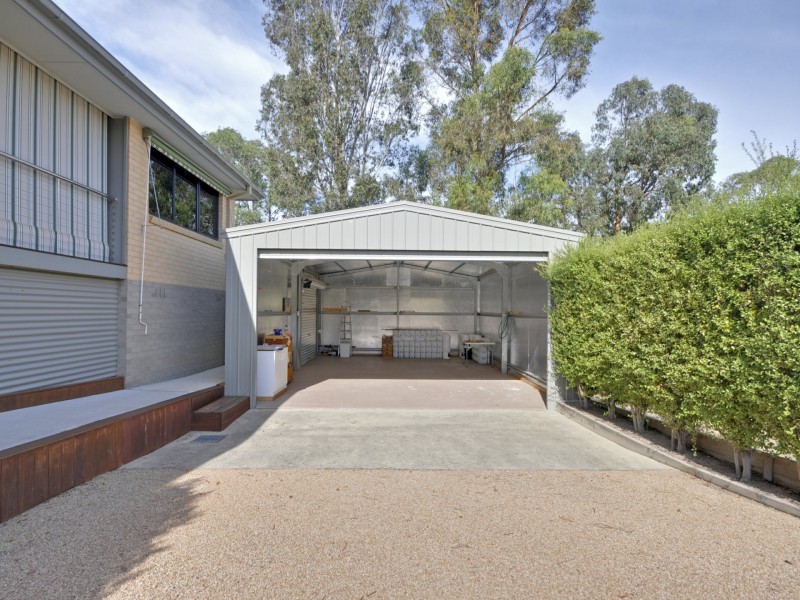 28 Redenbach Court, Swan Reach VIC 3903