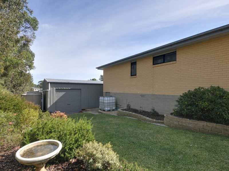 28 Redenbach Court, Swan Reach VIC 3903