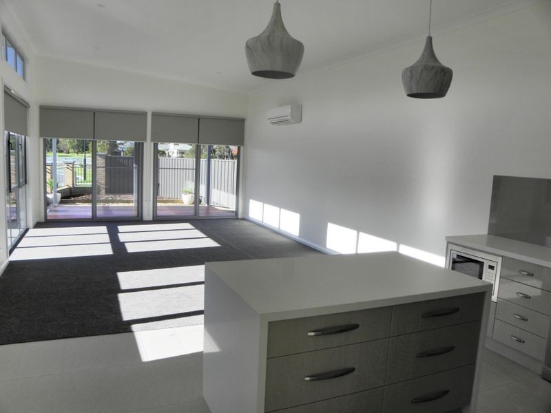 9 Penang Boardwalk, Lakes Entrance VIC 3909