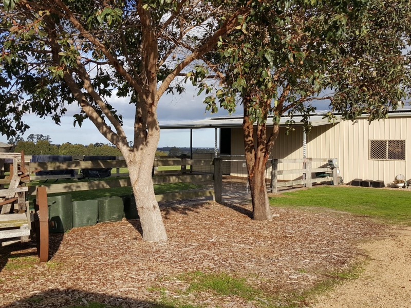 575B Great Alpine Road, Bairnsdale VIC 3875