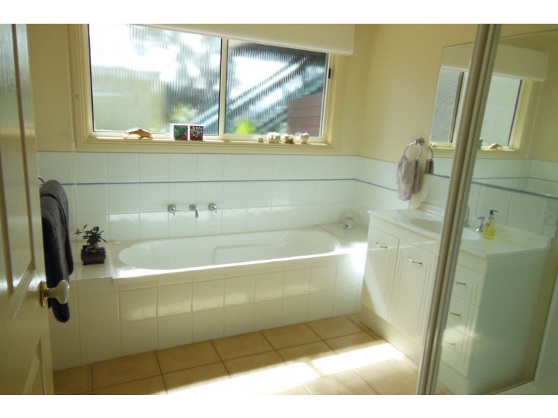 439 Lake Tyers Beach Road, Lake Tyers Beach VIC 3909