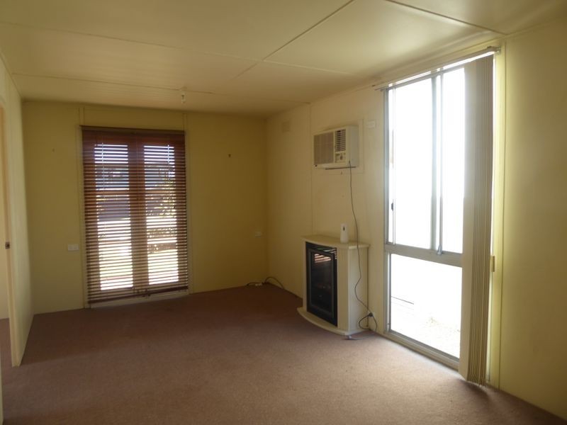 1/2 Lakeside Drive, Lake Tyers Beach VIC 3909