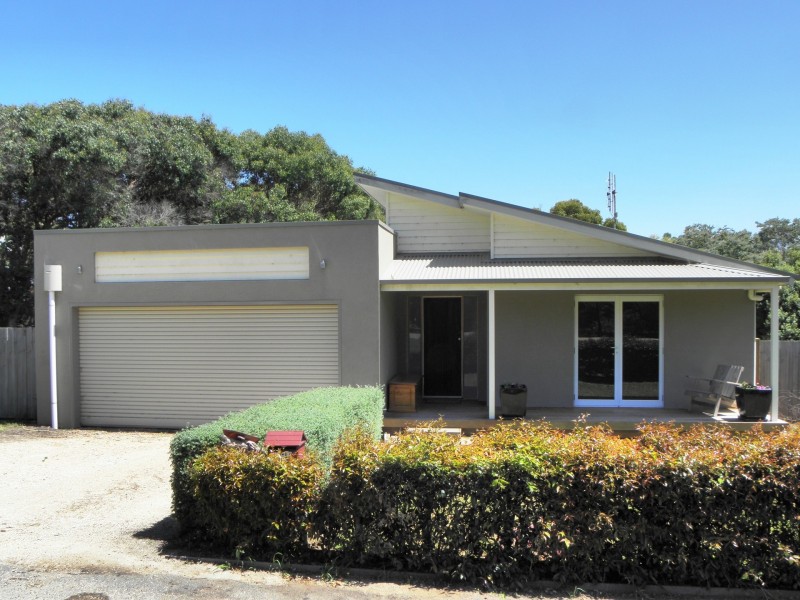 495 Lake Tyers Beach Road, Lake Tyers Beach VIC 3909