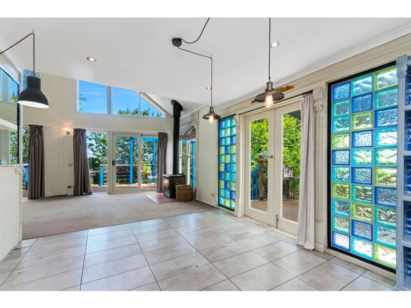 37 Bronsdon Street, Lakes Entrance VIC 3909