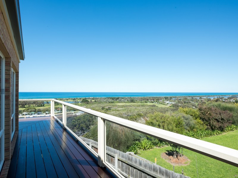 16 New Street, Lakes Entrance VIC 3909