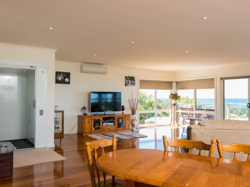 16 New Street, Lakes Entrance VIC 3909