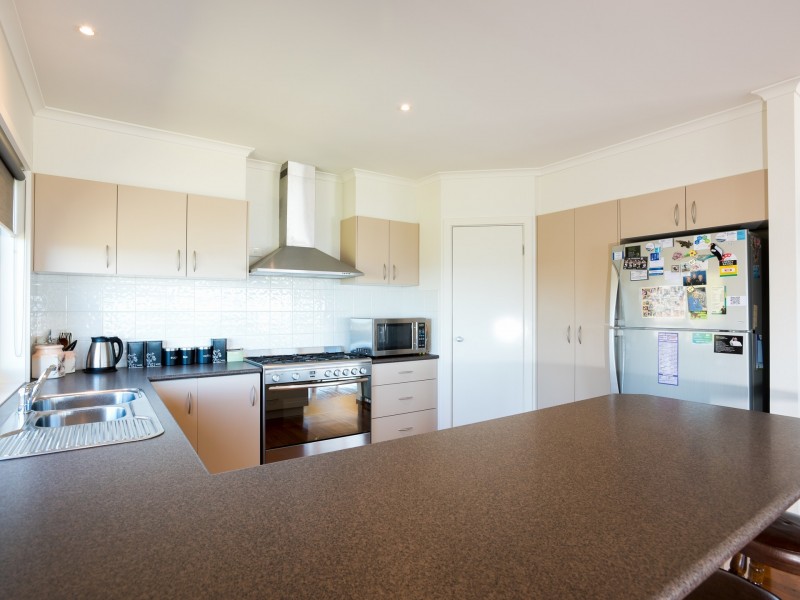 16 New Street, Lakes Entrance VIC 3909