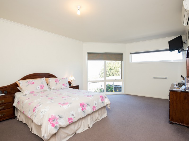 16 New Street, Lakes Entrance VIC 3909