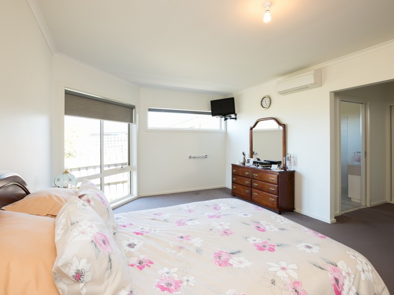 16 New Street, Lakes Entrance VIC 3909