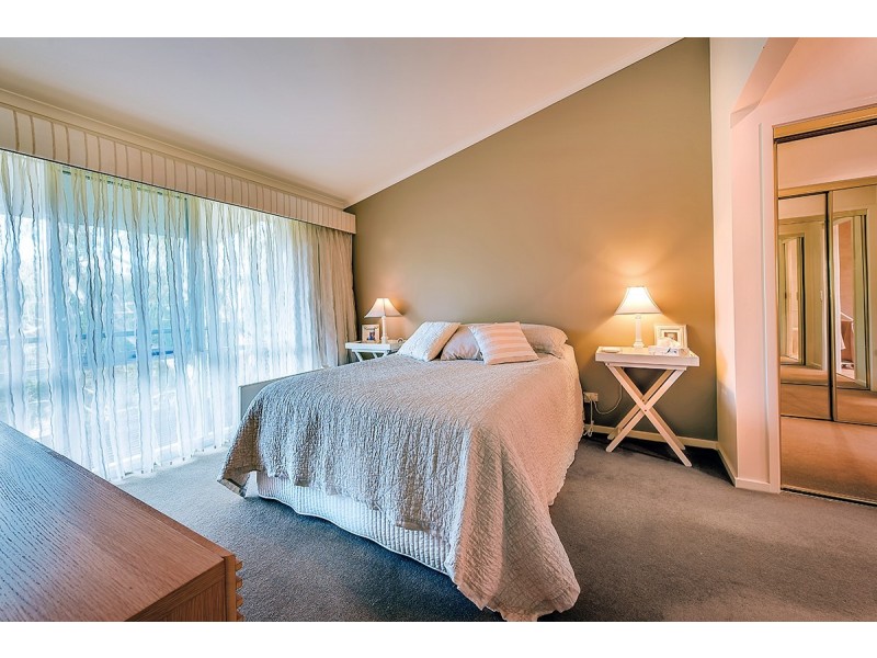 6 Barracouta Road, Lake Tyers Beach VIC 3909