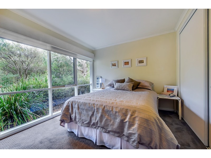 6 Barracouta Road, Lake Tyers Beach VIC 3909