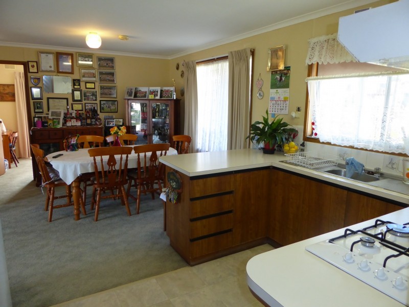 48 McCullough Street, Lakes Entrance VIC 3909