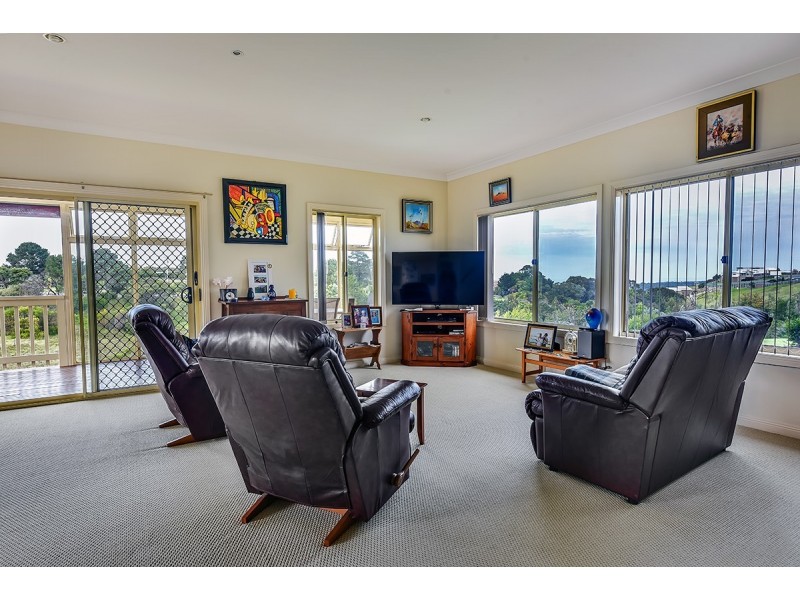 65 Stirling Drive, Lakes Entrance VIC 3909