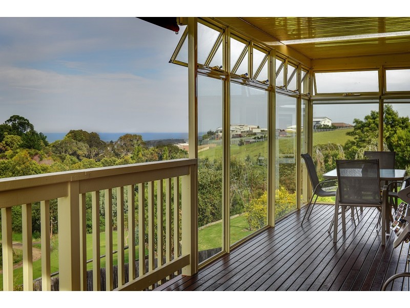 65 Stirling Drive, Lakes Entrance VIC 3909