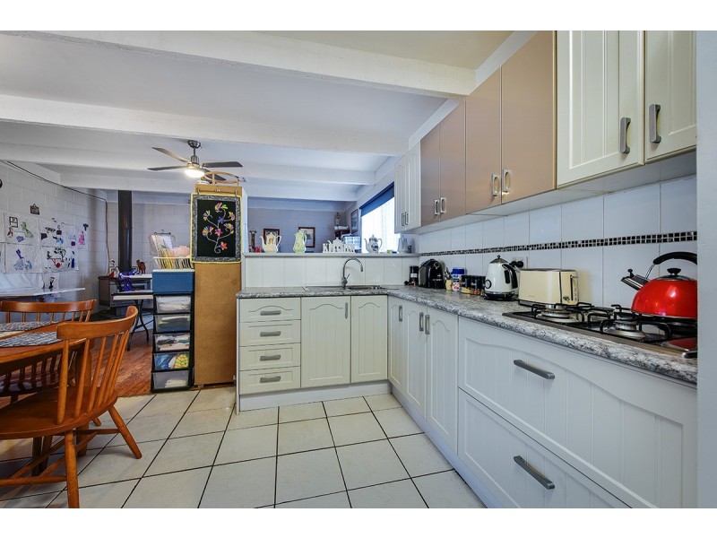 2 – 4 Cunningham Street, Lakes Entrance VIC 3909