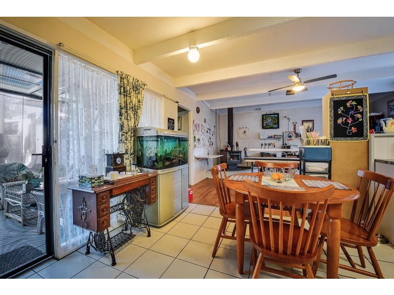 2 – 4 Cunningham Street, Lakes Entrance VIC 3909