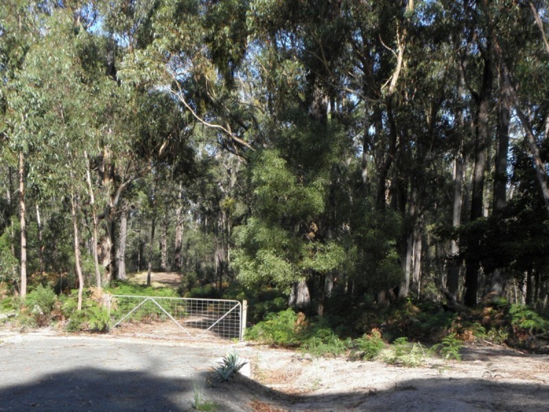 94 Baades Road, Lakes Entrance VIC 3909