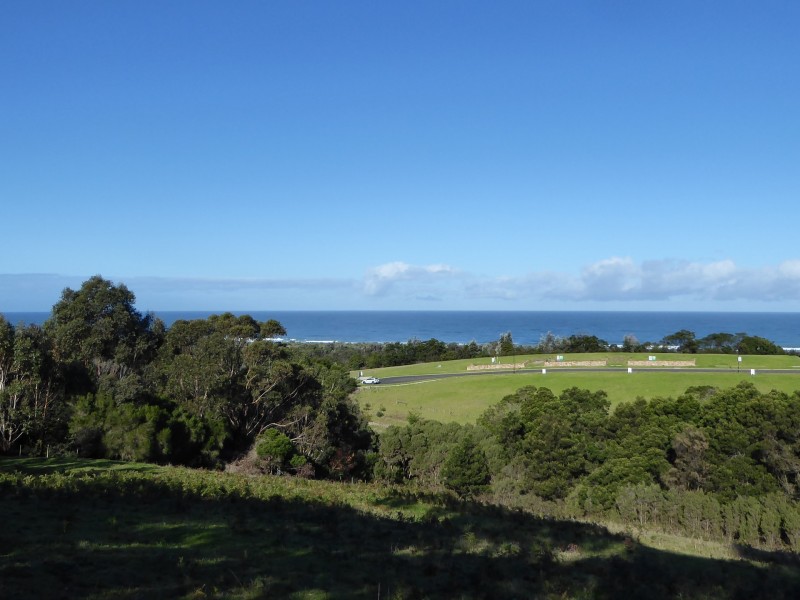 19 Lindamay Court, Lakes Entrance VIC 3909