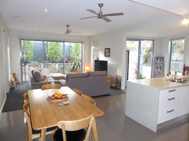 24A Laughtons Road, Kalimna VIC 3909