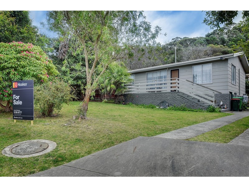 37 Robin Street, Lakes Entrance VIC 3909