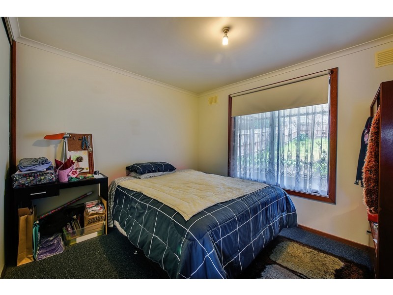 37 Robin Street, Lakes Entrance VIC 3909