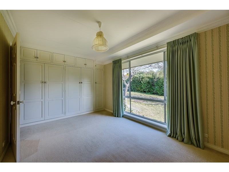 12 Reeves Street, Kalimna VIC 3909