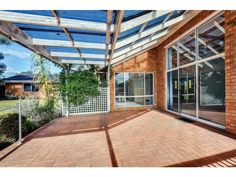 12 Reeves Street, Kalimna VIC 3909