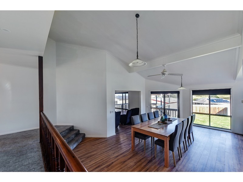 6 Stirling Drive, Lakes Entrance VIC 3909