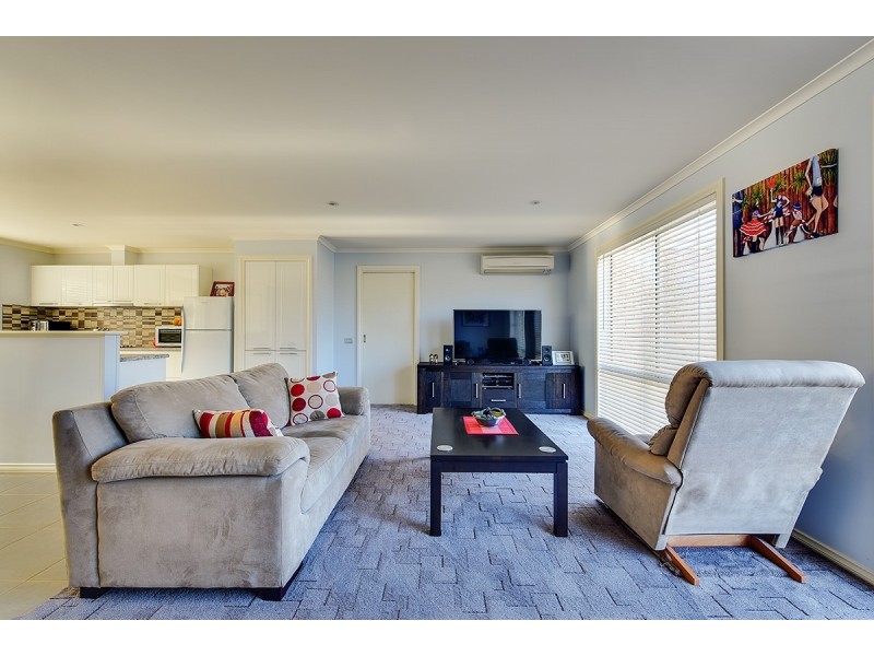 1/4 Broome Street, Lakes Entrance VIC 3909